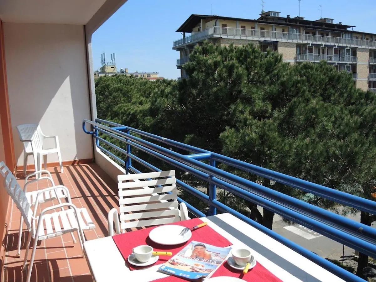 Modern Two-Room Apartment In Bibione 0*,